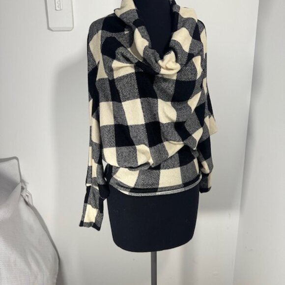 MTS Black and Cream Plaid Cowl Neck Top   8600  NWT Boutique - Picture 12 of 12